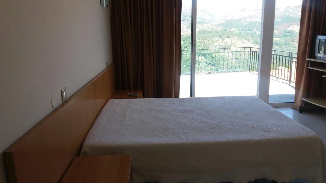 Refugio Do Geres Bed & Breakfast Alamela ภายนอก รูปภาพ